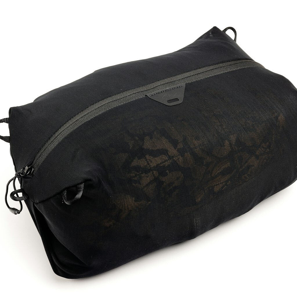 Ultralight Mesh Packing Cube (S) – Black