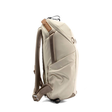 Everyday Backpack Zip 15L Günlük Sırt Çantası Bone