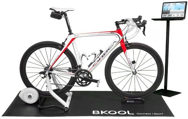 Bkool Smart Pro Trainer-Bisiklet Simütatörü