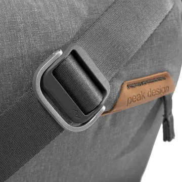 Everyday Sling 3L Fonksiyonel Omuz Çantası Ash