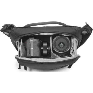 Everyday Sling 3L Fonksiyonel Omuz Çantası Black