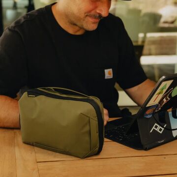 Tech Pouch Regular Teknoloji Aksesuar Çantası - Kelp