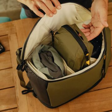 Tech Pouch Regular Teknoloji Aksesuar Çantası - Kelp