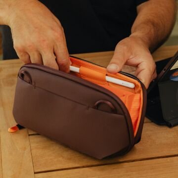 Tech Pouch Small Teknoloji Aksesuar Çantası - Eclipse