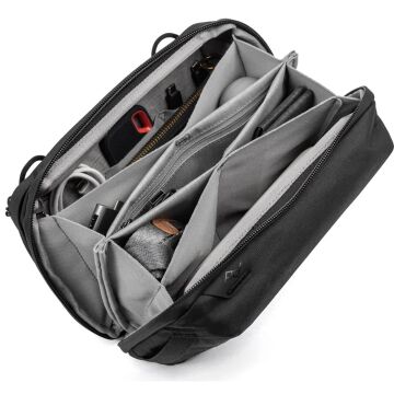 Tech Pouch Regular Teknoloji Aksesuar Çantası