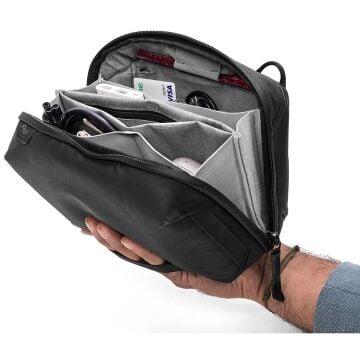 Tech Pouch Regular Teknoloji Aksesuar Çantası