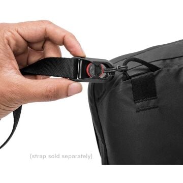 Tech Pouch Regular Teknoloji Aksesuar Çantası Black