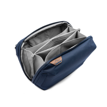Tech Pouch Regular Teknoloji Aksesuar Çantası Midnight