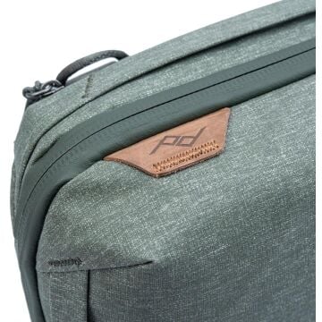 Tech Pouch Regular Teknoloji Aksesuar Çantası Sage Green