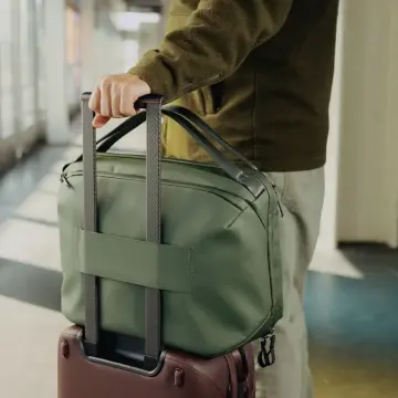 Travel Weekender 25L Sage