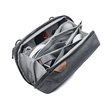 Tech Pouch Regular Teknoloji Aksesuar Çantası Charcoal