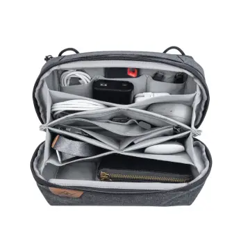 Tech Pouch Regular Teknoloji Aksesuar Çantası Charcoal