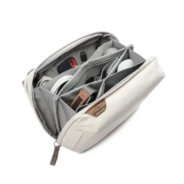 Tech Pouch Regular Teknoloji Aksesuar Çantası Bone